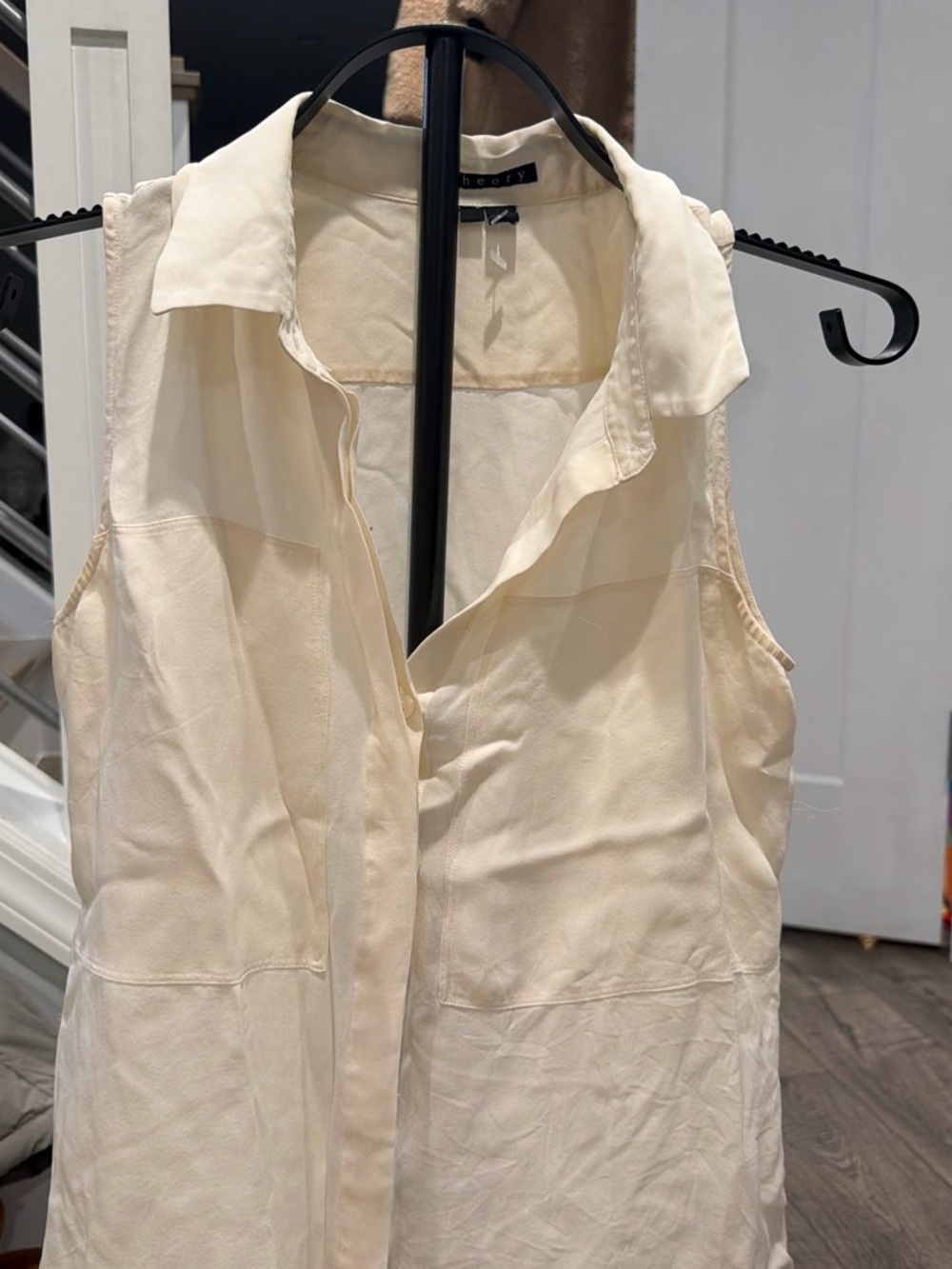 Theory Cream Sleeveless Button-Front Collared Top